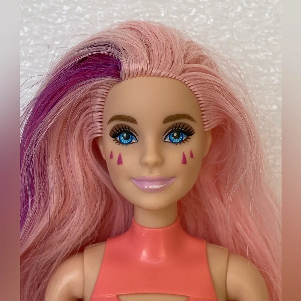 Barbie Pop Reveal Bubble Tea Series Doll with Pink Hair, Made To Move HTJ22